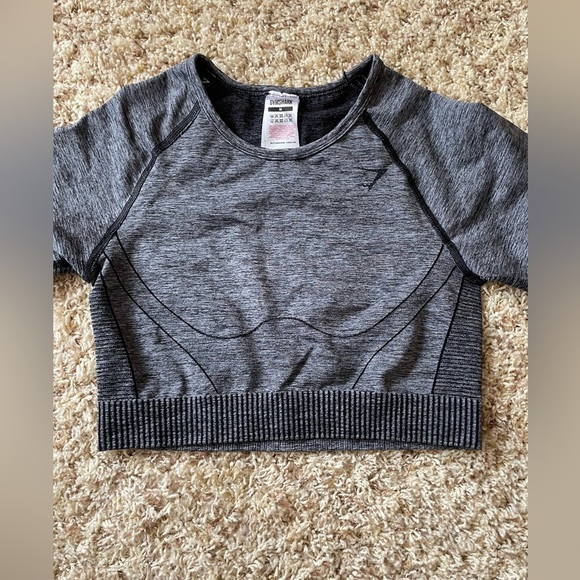 Gym shark size medium crop long sleeve seamless stretch top - Picture 4 of 5